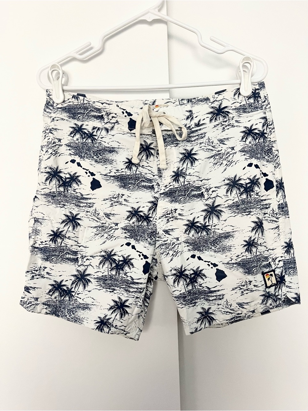 Marine Layer Mens 6" Lined Sport & Swim Shorts Trunks Hawaiin Island Toile 32